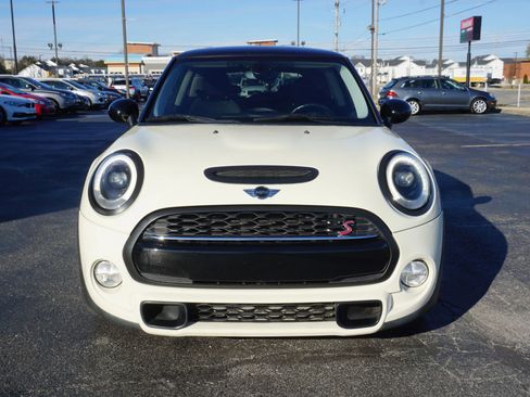Used 2015 MINI Cooper S image 2