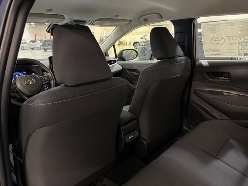 Used 2026 Toyota Corolla LE w/ LE Premium Package image 19
