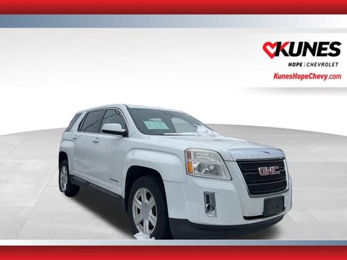 Used 2015 GMC Terrain SLE image 1