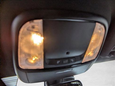 Used 2024 Dodge Durango AWD w/ Technology Group image 18