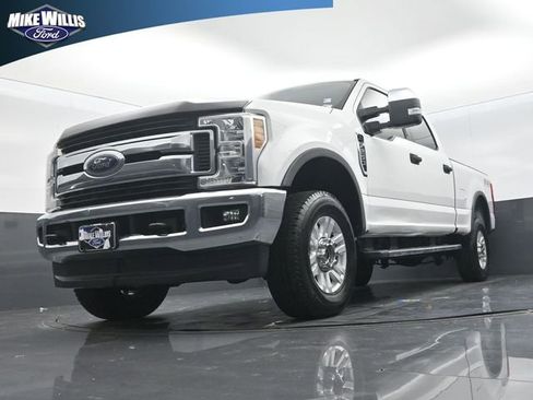 Used 2019 Ford F250 XLT w/ XLT Value Package AWD/4WD image 19