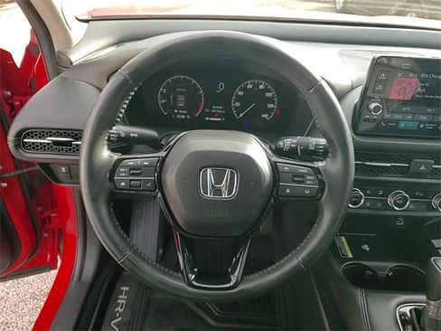 Used 2025 Honda HR-V EX-L image 13