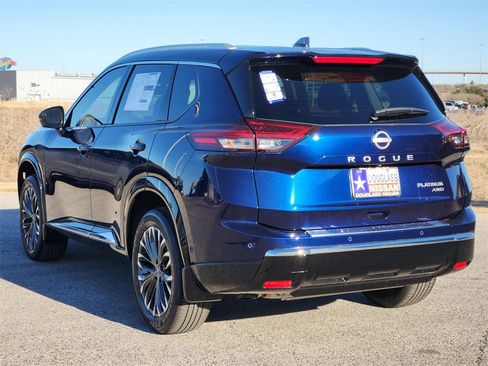 New 2026 Nissan Rogue Platinum image 4