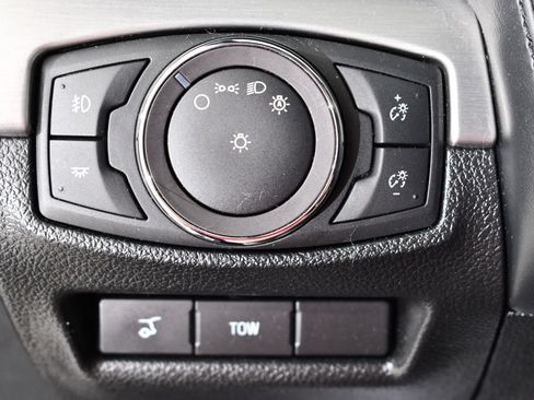 Used 2019 Ford Explorer Platinum AWD/4WD image 31