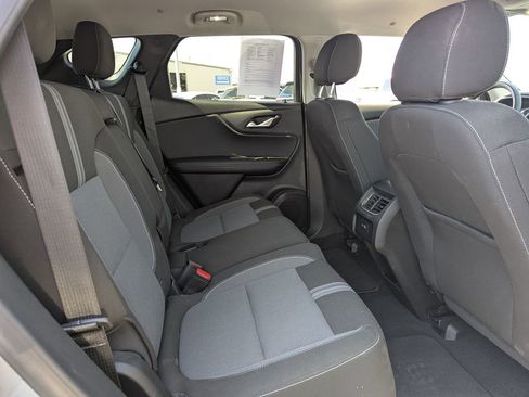 Used 2025 Chevrolet Blazer LT AWD/4WD image 32