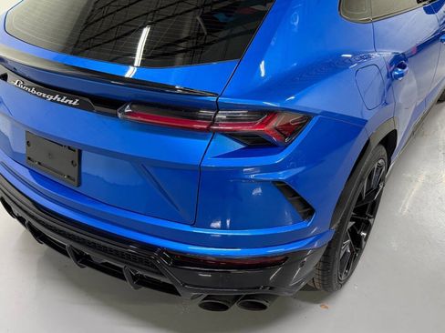 Used 2021 Lamborghini Urus AWD/4WD image 13