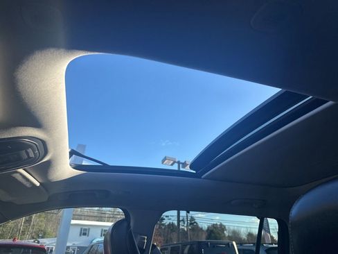 Used 2022 Jeep Grand Cherokee L Limited w/ Luxury Tech Group II image 26