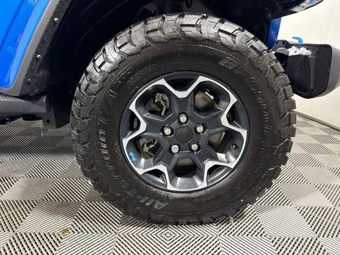 Used 2022 Jeep Wrangler Unlimited Rubicon 4xe w/ Cold Weather Group AWD/4WD image 11
