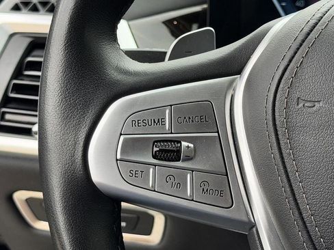 Used 2025 BMW X7 xDrive40i AWD/4WD image 26
