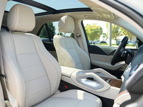 Used 2026 Mercedes-Benz GLE 450 4MATIC image 42