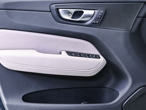 Used 2026 Volvo XC60 B5 Plus w/ Protection Package Premier image 8