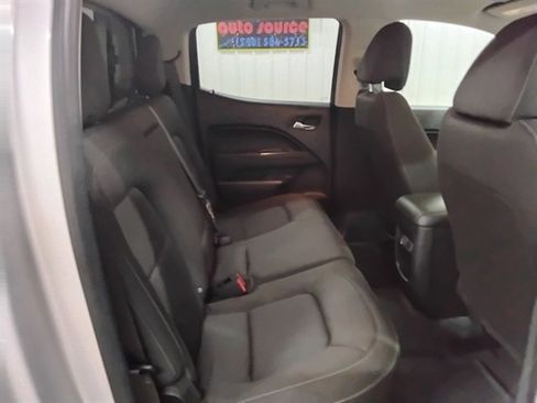 Used 2019 Chevrolet Colorado LT w/ LT Convenience Package AWD/4WD image 15
