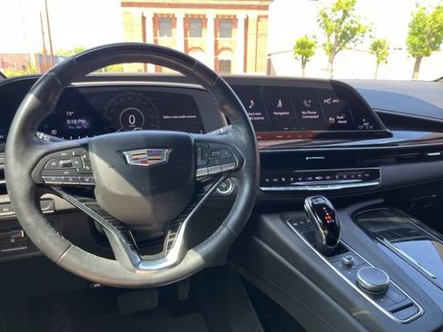 Used 2022 Cadillac Escalade Sport AWD/4WD image 31