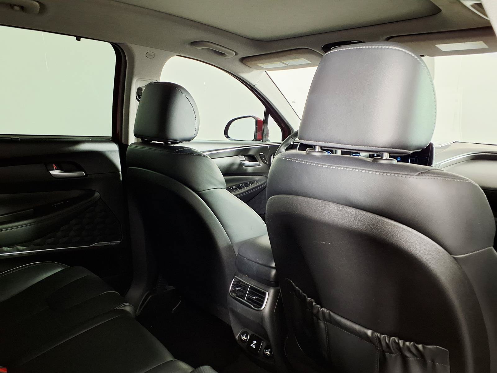Certified 2023 Hyundai Santa Fe Limited AWD/4WD image 11