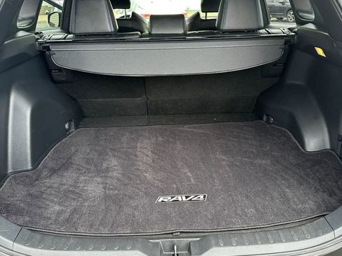 Used 2019 Toyota RAV4 XSE w/ Carpet Mat Package image 15