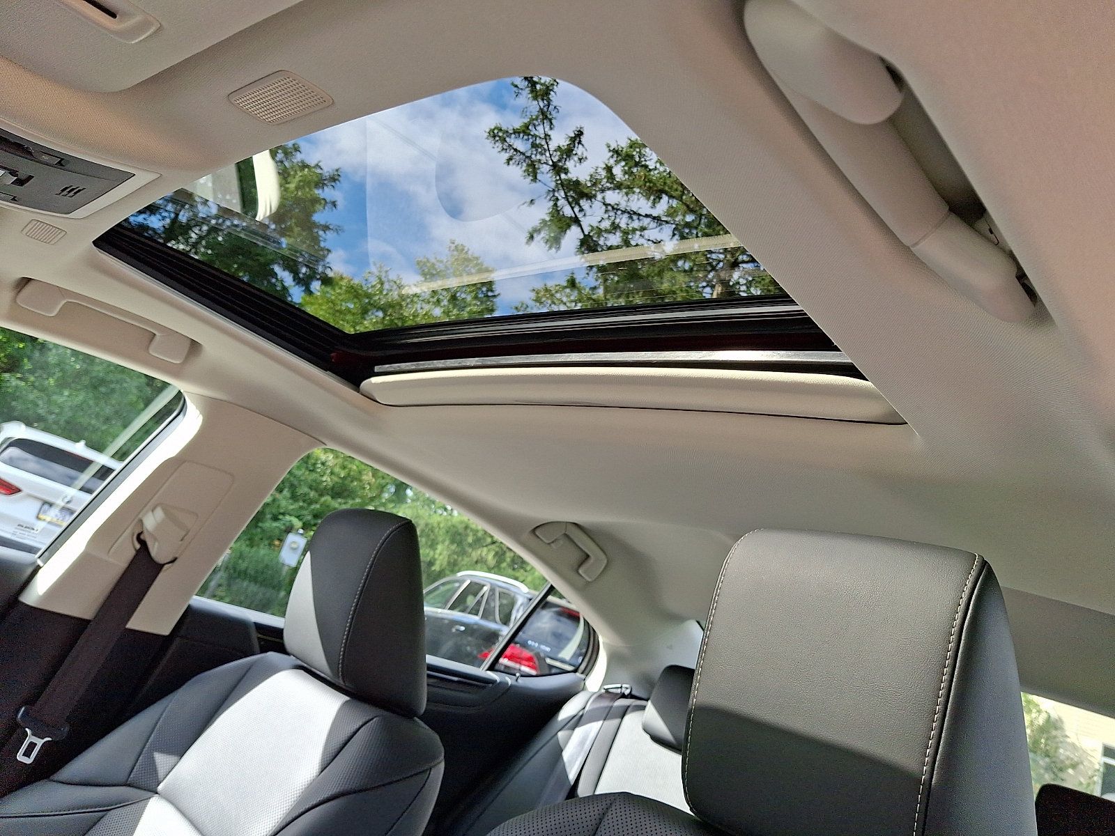 Used 2019 Lexus ES 350 FWD image 15