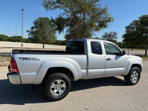 Used 2005 Toyota Tacoma PreRunner RWD image 46