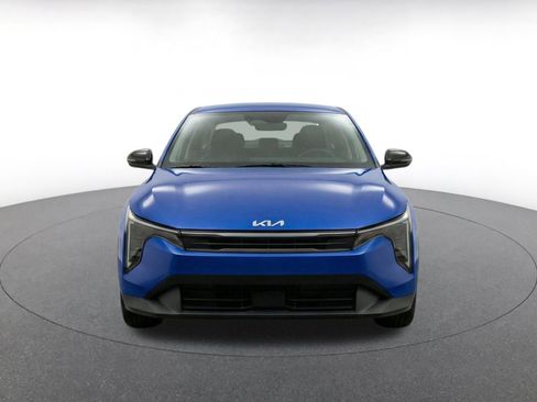 Used 2025 Kia K4 FWD image 2