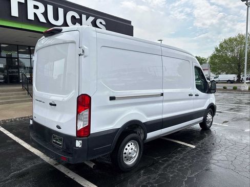 Used 2023 Ford Transit 250 Medium Roof AWD image 8