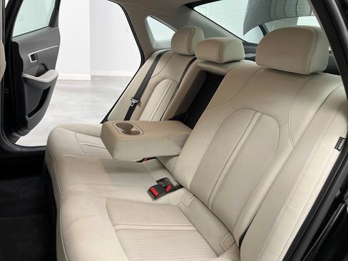 Used 2025 Hyundai Sonata SEL FWD image 16