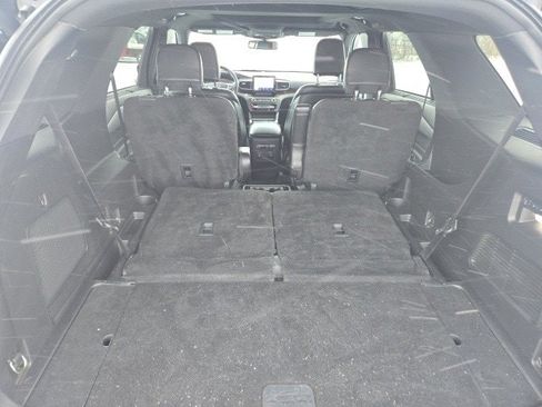 Used 2020 Ford Explorer Limited w/ Class III Trailer Tow Package image 6