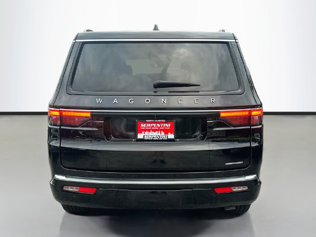Used 2024 Jeep Wagoneer Series III AWD/4WD image 6