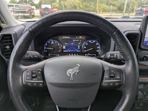 Used 2023 Ford Bronco Sport Outer Banks w/ Tech Package AWD/4WD image 23