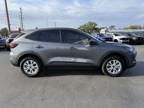 New 2026 Ford Escape Active w/ Cold Weather Package AWD/4WD image 3