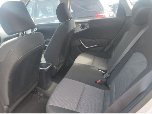 Used 2020 Kia Soul LX image 26