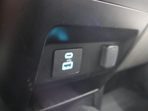 Used 2021 Ford F250 XLT w/ XLT Premium Package AWD/4WD image 50