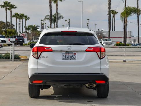 Used 2021 Honda HR-V EX image 8