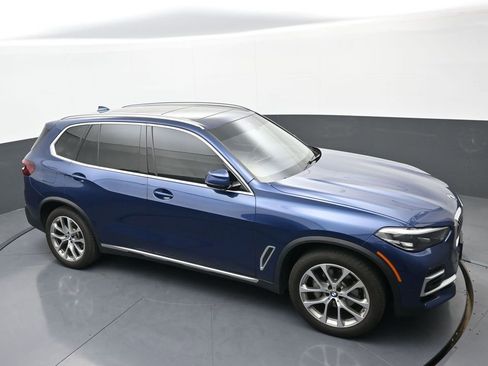 Used 2023 BMW X5 xDrive40i w/ Premium Package AWD/4WD image 30