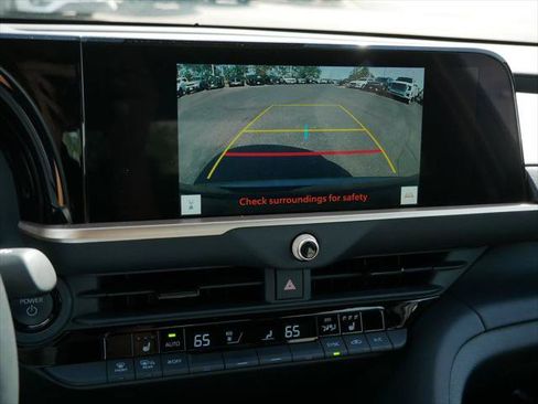 Certified 2023 Toyota Crown AWD/4WD image 23