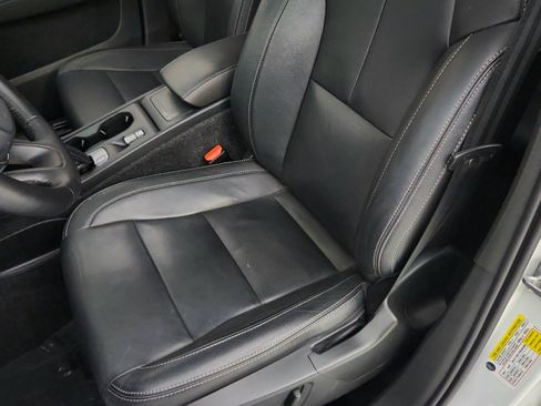 Used 2020 Volvo XC40 T4 Momentum FWD image 22