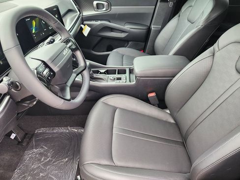 New 2026 Kia Sorento S image 9
