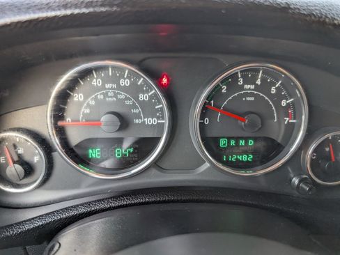 Used 2012 Jeep Wrangler Unlimited Sport AWD/4WD image 11