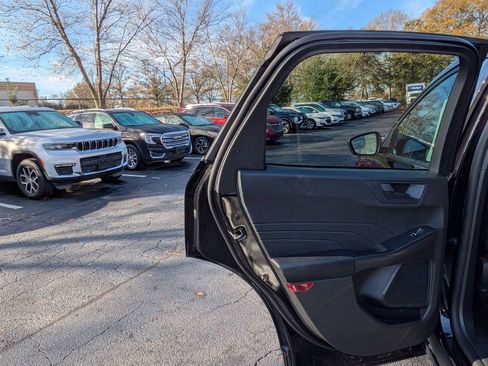 Used 2025 Ford Escape Active image 24