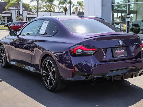 Used 2024 BMW 230i Coupe w/ Premium Package RWD image 8
