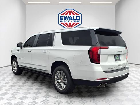 Certified 2026 GMC Yukon XL Denali w/ Sun & Power Step Package AWD/4WD image 4