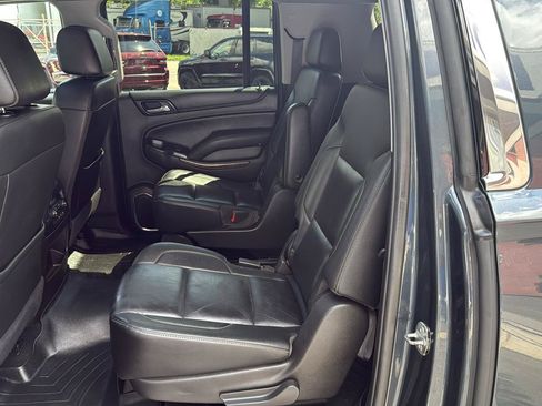 Used 2019 Chevrolet Suburban LT AWD/4WD image 28
