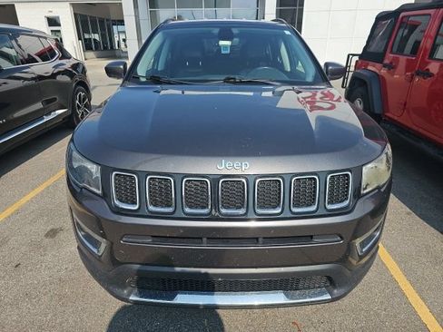 Used 2020 Jeep Compass Limited FWD image 2