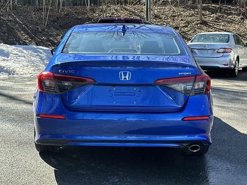 Used 2024 Honda Civic Sport image 4
