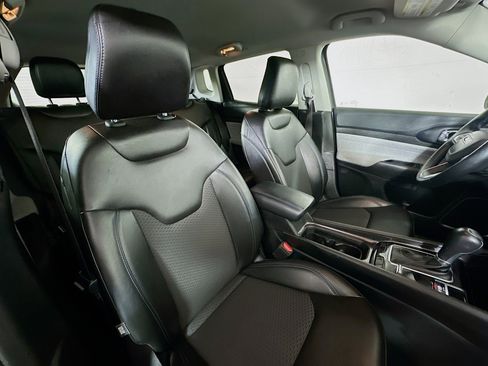 Used 2022 Jeep Compass Latitude w/ Convenience Group image 25