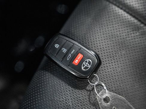 Used 2025 Toyota Grand Highlander AWD Hybrid image 50