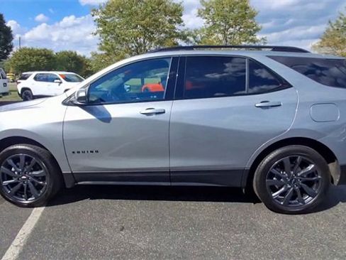 Certified 2023 Chevrolet Equinox RS w/ LPO, Floor Liner Package image 5