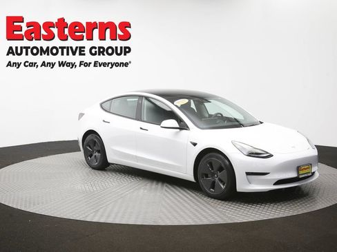 Used 2023 Tesla Model 3 Standard Range RWD image 46