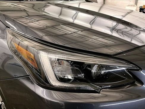 Used 2022 Subaru Outback Premium AWD/4WD image 27
