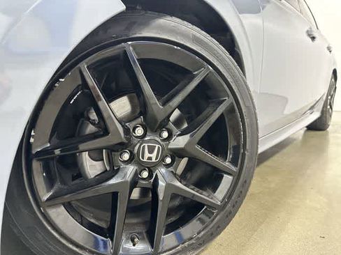 Used 2024 Honda Civic Sport image 28