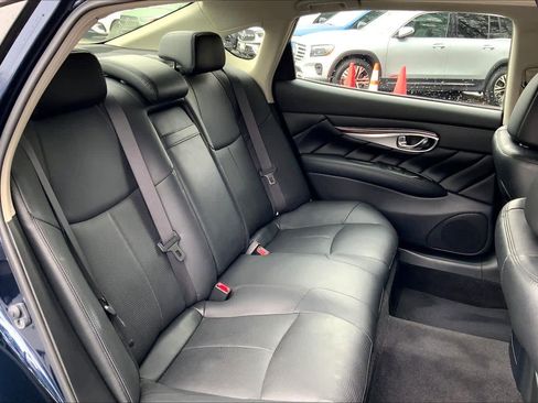 Used 2019 INFINITI Q70 L 3.7 AWD/4WD image 20