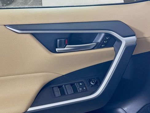 New 2025 Toyota RAV4 XLE Premium image 17